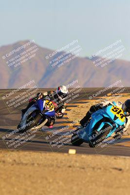 media/Dec-16-2023-CVMA (Sat) [[bb38a358a2]]/Race 13 Amateur Supersport Middleweight/